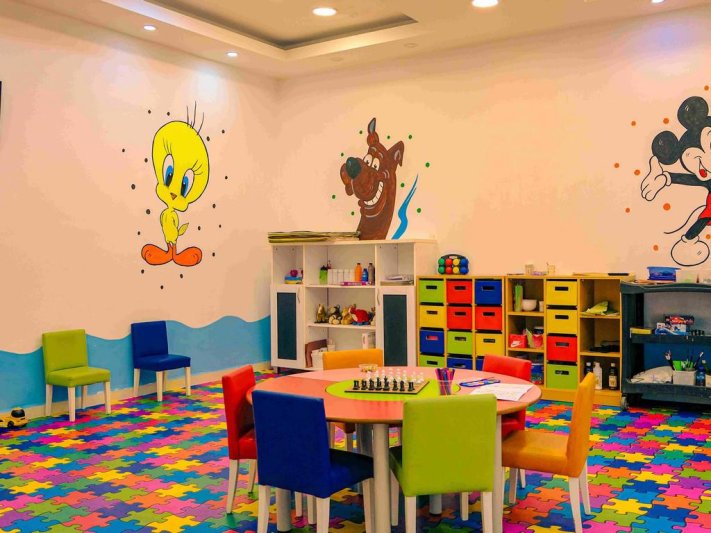 Dream World Resort & Spa Side