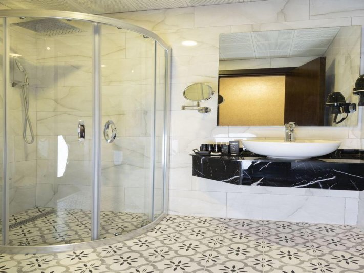 Izmir utazás Duqqan Deluxe Hotel