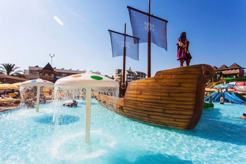 Alanya utazás Eftalia Splash Resort