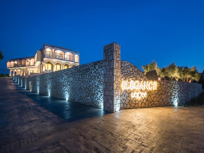 images/galeria/s/2026/elegance-luxury-executive-suites-gorogorszag-1.jpg