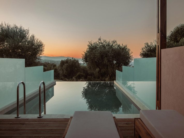 Zakynthos utazás Elegance Luxury Executive Suites