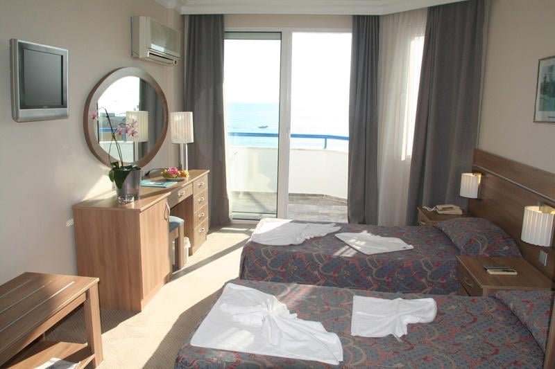 Alanya utazás Elysee Beach Hotel