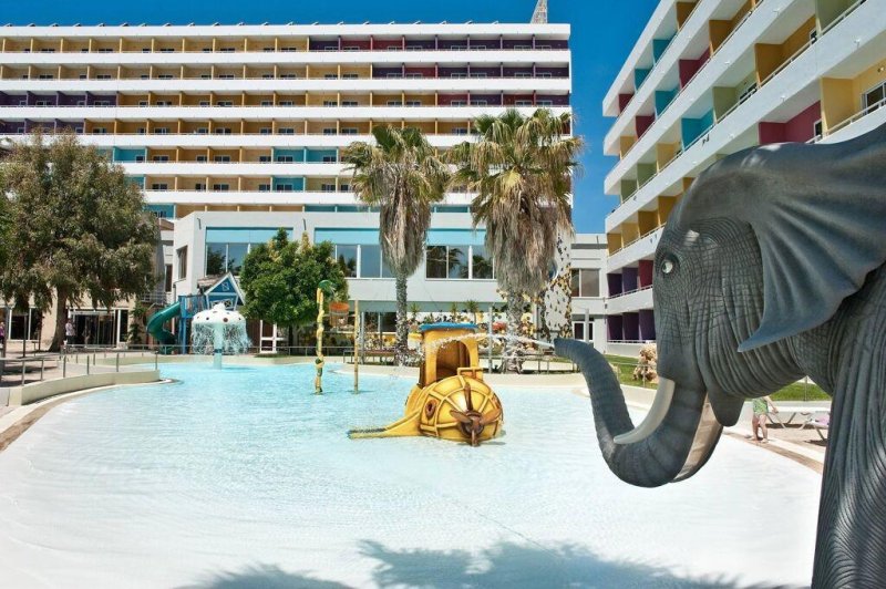 Esperides Beach Resort Rodosz