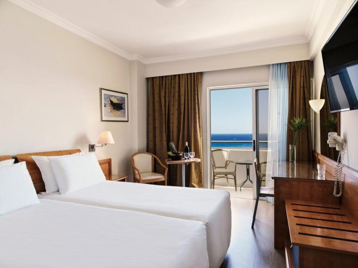 Esperides Beach Resort Rodosz