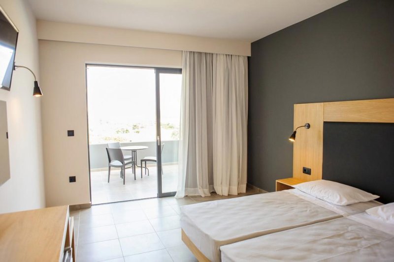 Rodosz Faliraki utazás Evita Resort