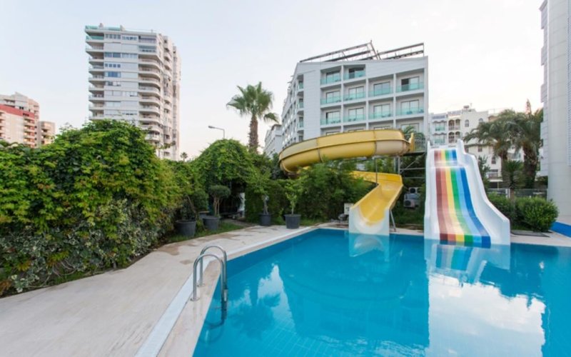 Antalya utazás Falcon Hotel