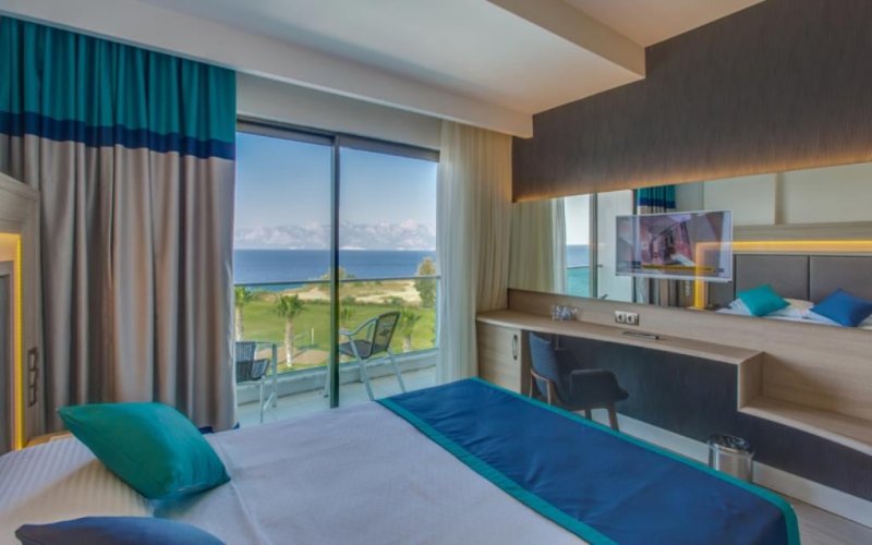 Antalya utazás Falcon Hotel