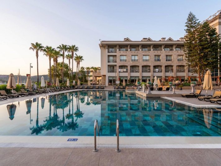 Kemer utazás Fame Residence Kemer and Spa