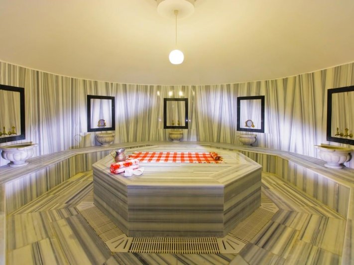 Kusadasi utazás Fantasia Hotel De Luxe