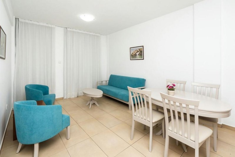 Flora Hotel Apartments Dél-Ciprus