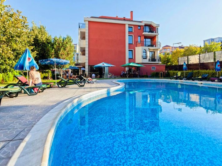 Napospart utazás Forum Hotel