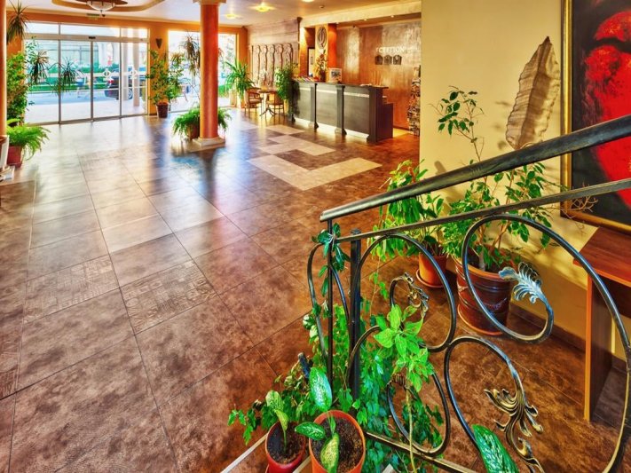 Napospart utazás Forum Hotel