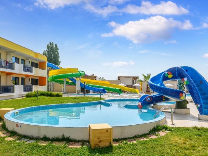 Napospart utazás Glarus Hotel