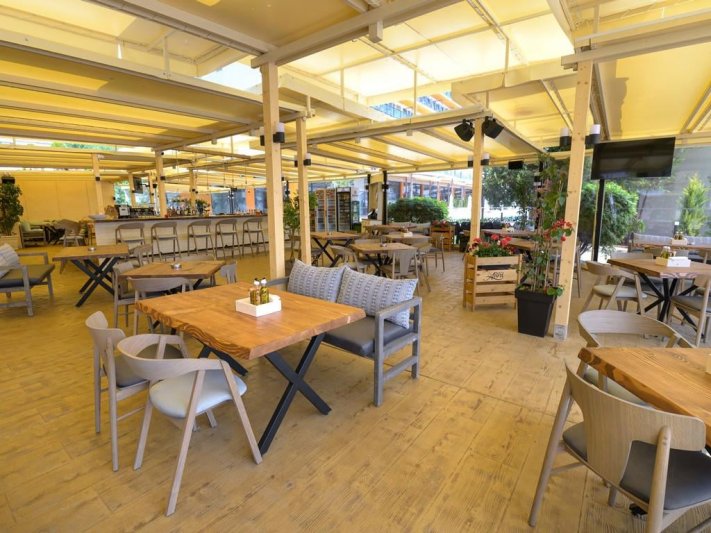 Napospart utazás Glarus Hotel