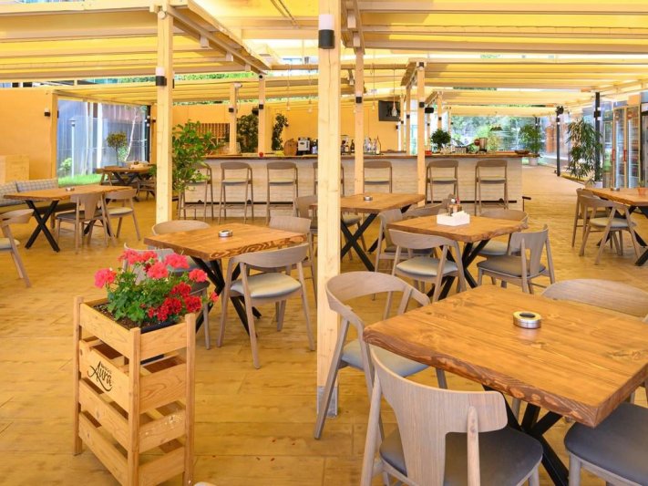 Glarus Hotel Napospart