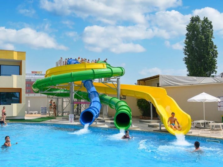 Glarus Hotel Napospart