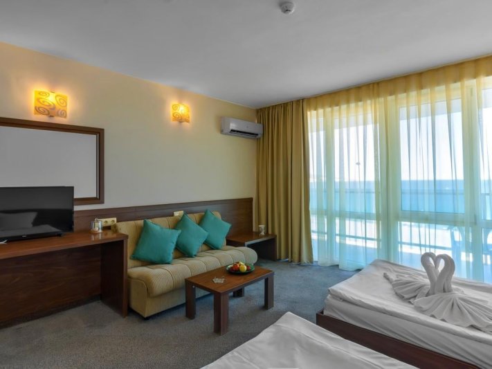 Glarus Hotel Napospart
