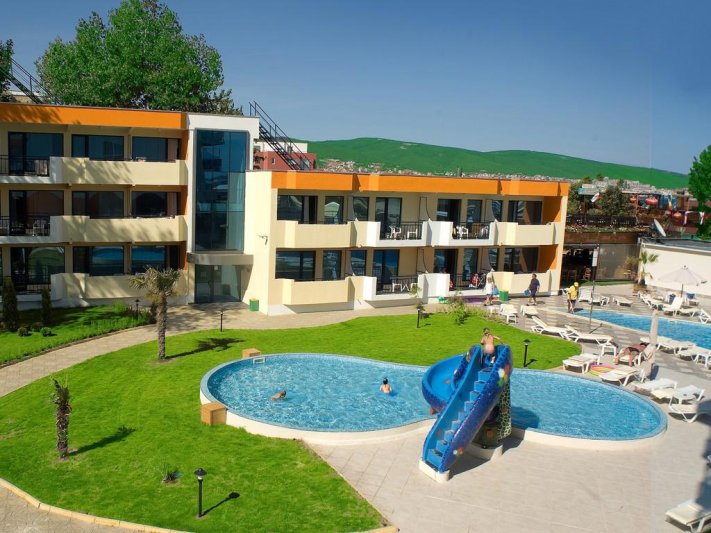 Glarus Hotel Napospart