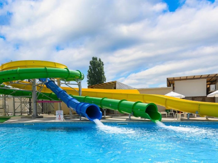 Napospart utazás Glarus Hotel