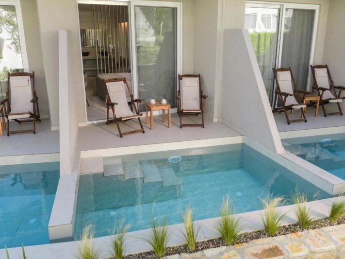 Zakynthos utazás Golden Coast Suites