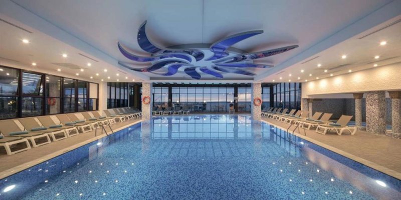 Alanya utazás Granada Luxury Okurcalar