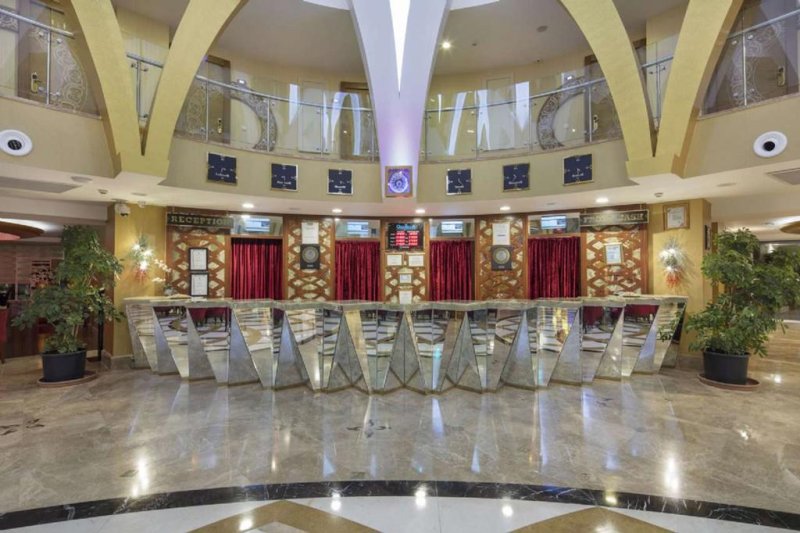 Alanya utazás Granada Luxury Okurcalar