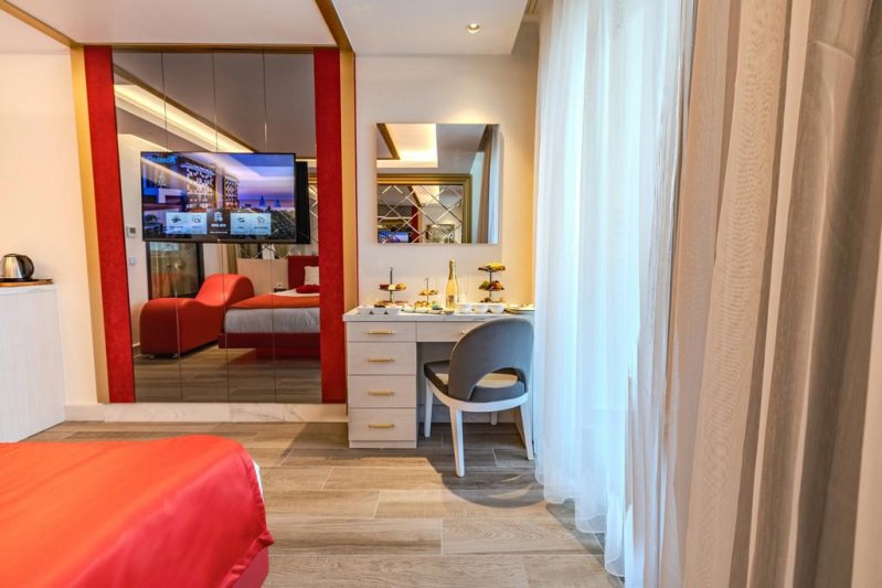 Granada Luxury Red Alanya