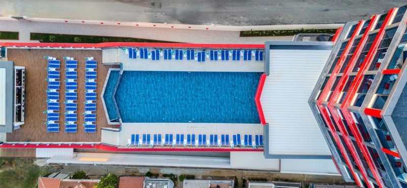 Alanya utazás Granada Luxury Red