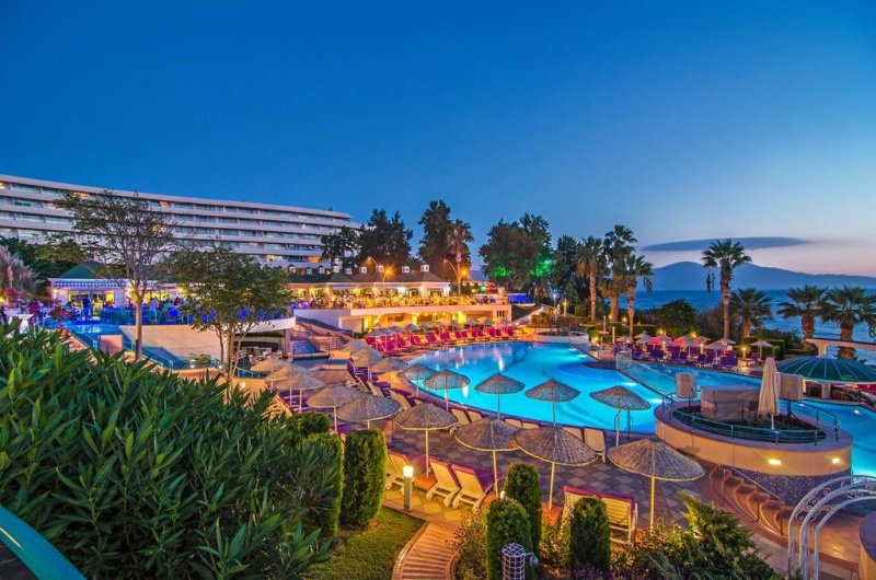 Kusadasi utazás Grand Blue Sky International