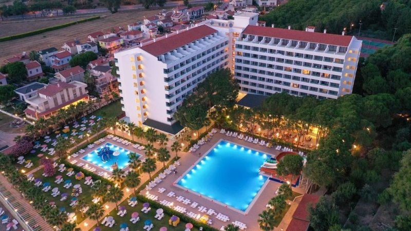 Izmir utazás Grand Efe