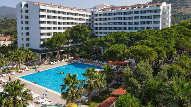 Izmir utazás Grand Efe