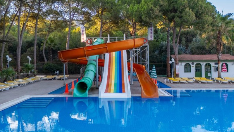 Izmir utazás Grand Efe