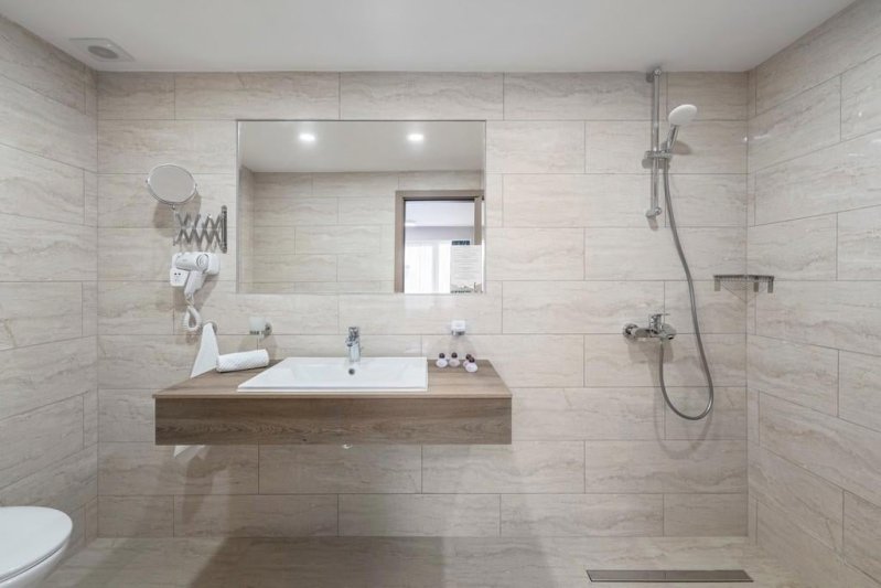 Napospart utazás Grand Hotel Sunny Beach