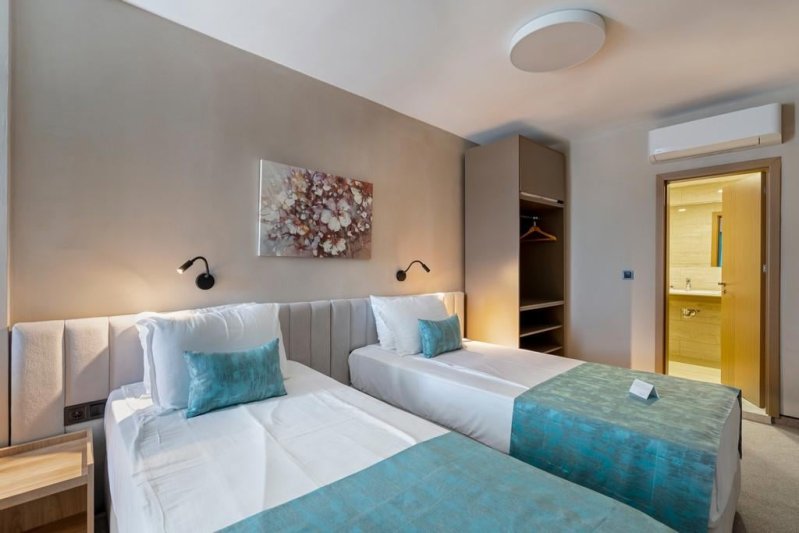 Napospart utazás Grand Hotel Sunny Beach