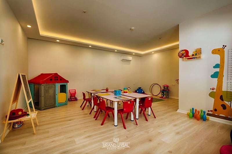 Alanya utazás Grand Uysal Beach Hotel