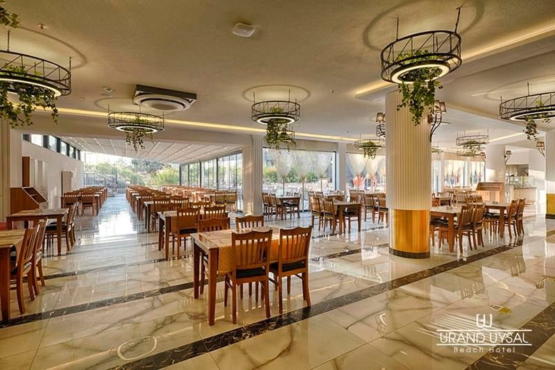 Alanya utazás Grand Uysal Beach Hotel