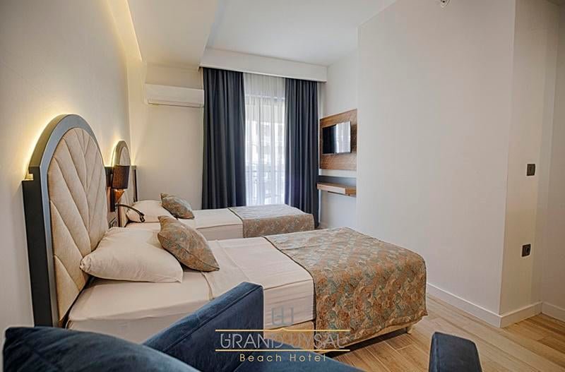 Alanya utazás Grand Uysal Beach Hotel