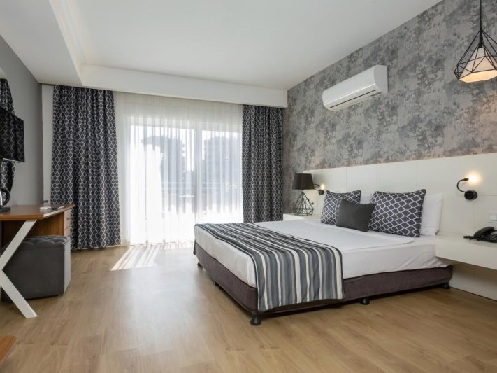 Antalya utazás Sherwood Suites Resort