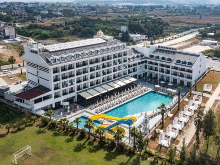 Hane Sun Elite Hotel Side