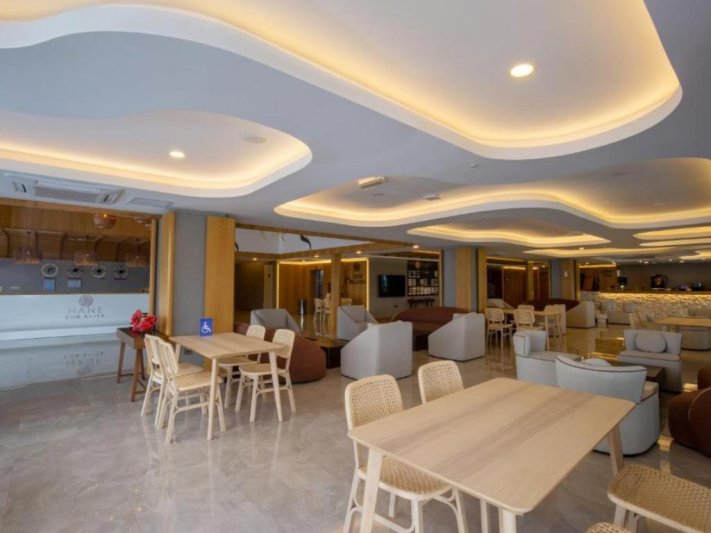 Hane Sun Elite Hotel Side