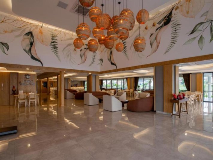 Hane Sun Elite Hotel Side