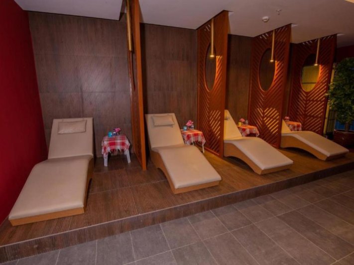 Hane Sun Elite Hotel Side
