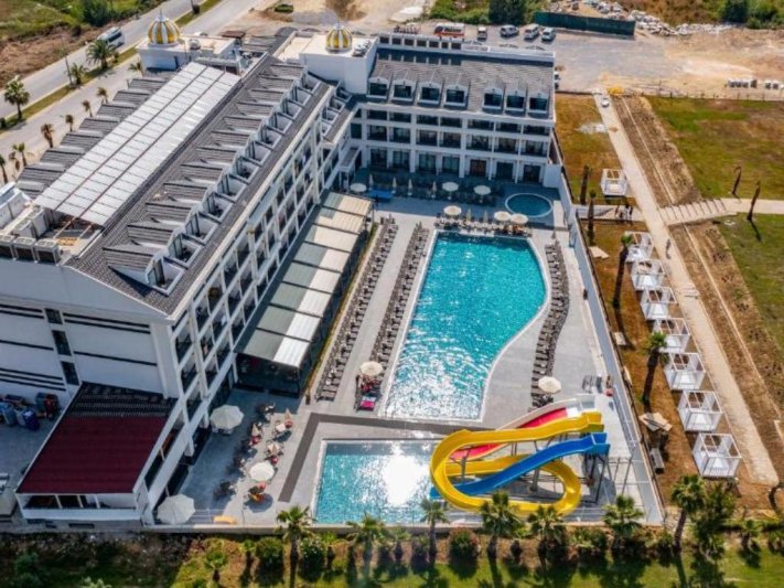 Hane Sun Elite Hotel Side