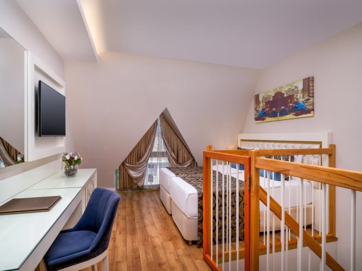 Alanya utazás Haydarpasha Palace