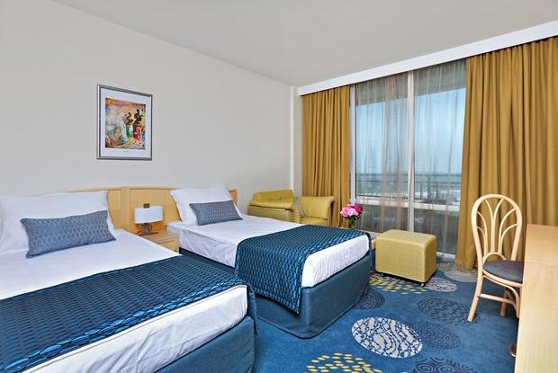 Globus Hotel Napospart