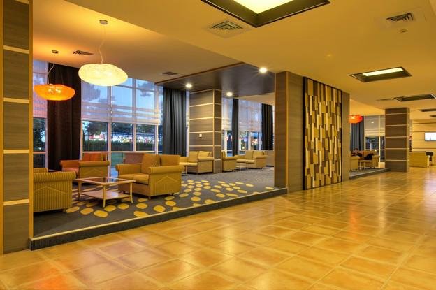 Globus Hotel Napospart