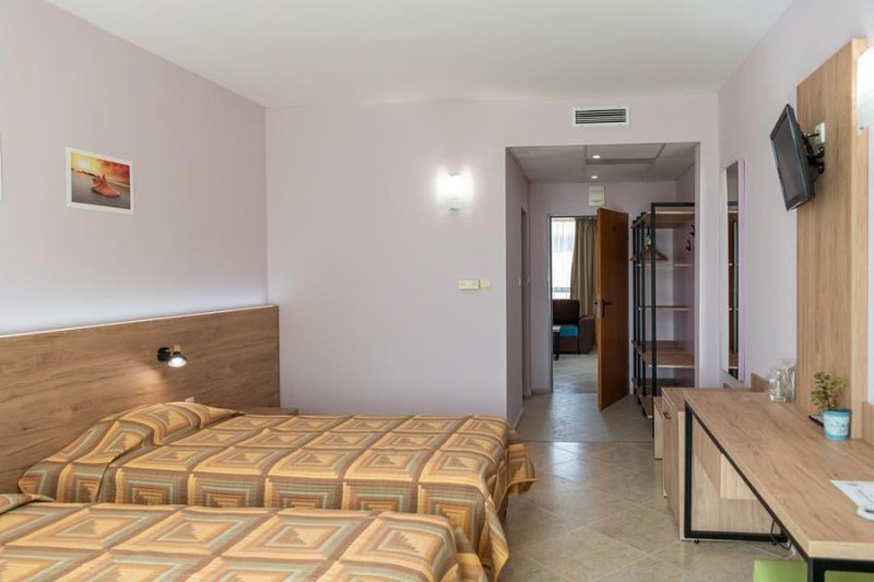 Ivana Palace Napospart