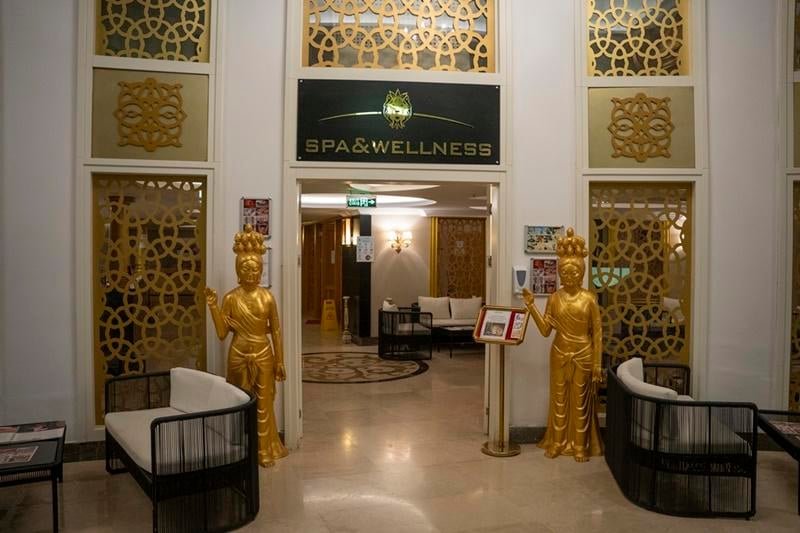 J adore Deluxe Hotel & Spa Side