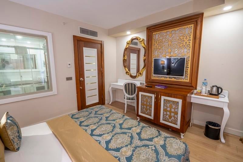 Side utazás J adore Deluxe Hotel & Spa