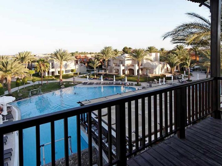 Hurghada utazás Jaz Makadina